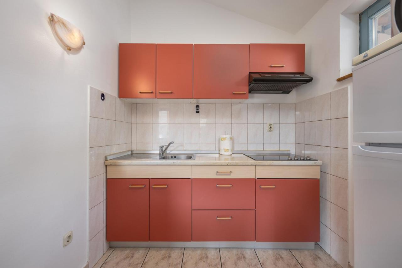 Apartment Doris Супетарска-Драга Экстерьер фото