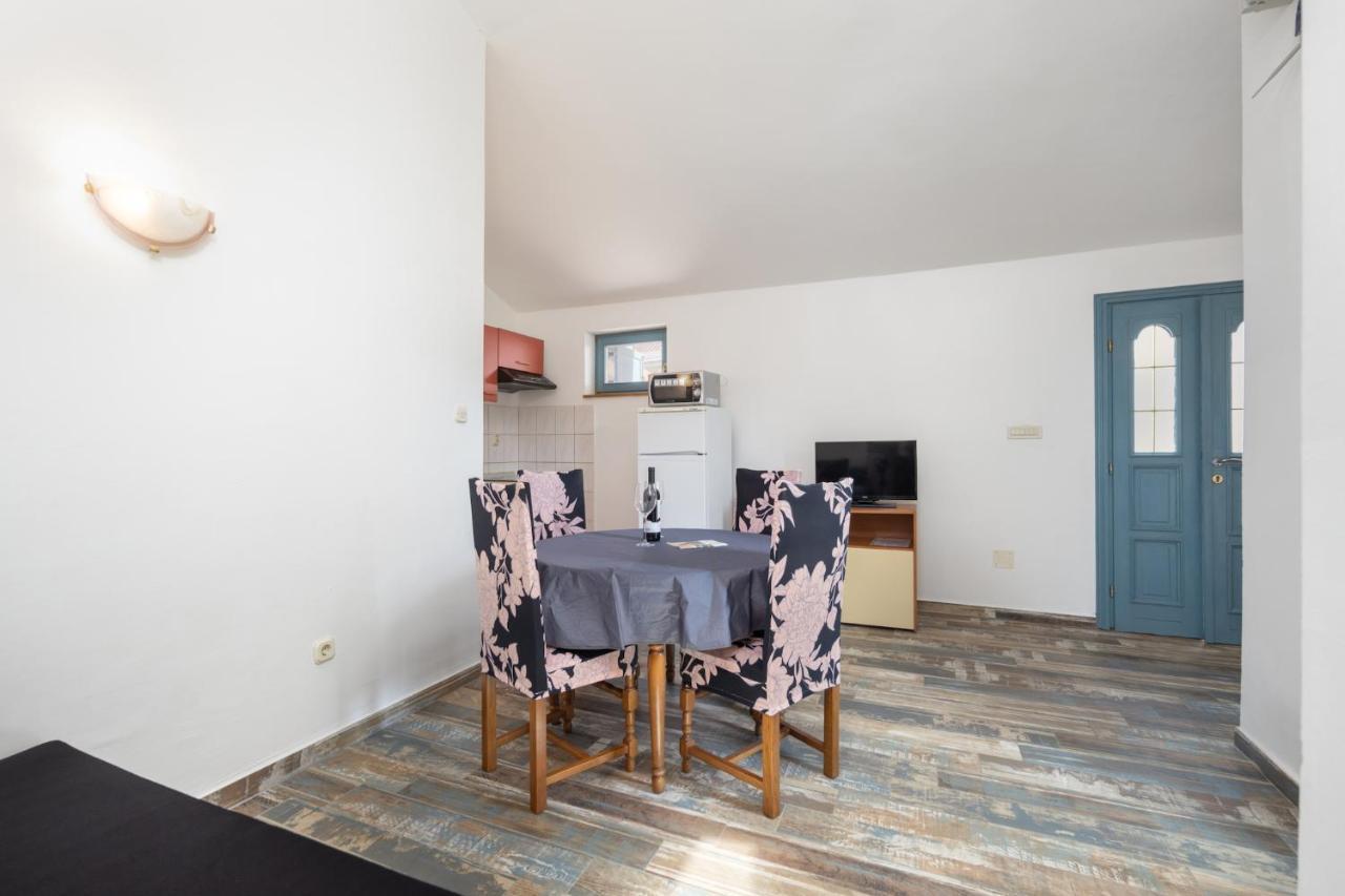 Apartment Doris Супетарска-Драга Экстерьер фото